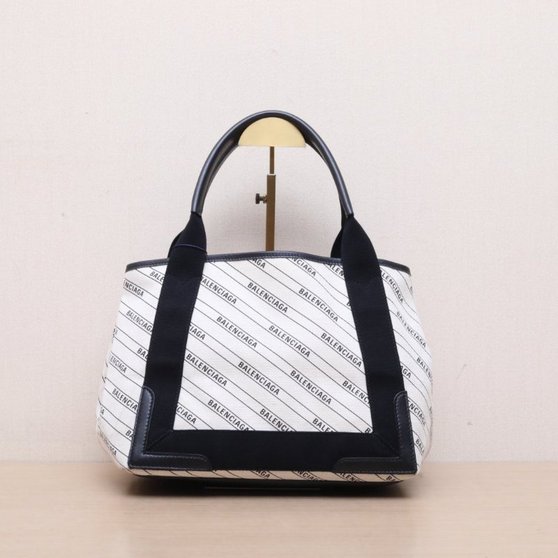 BALENCIAGA NAVYCABAS沙灘包M黑白帆布肩背包-1