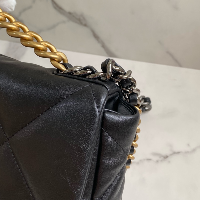 CHANEL 19bag 黑金小號 晶片款 全新品-8