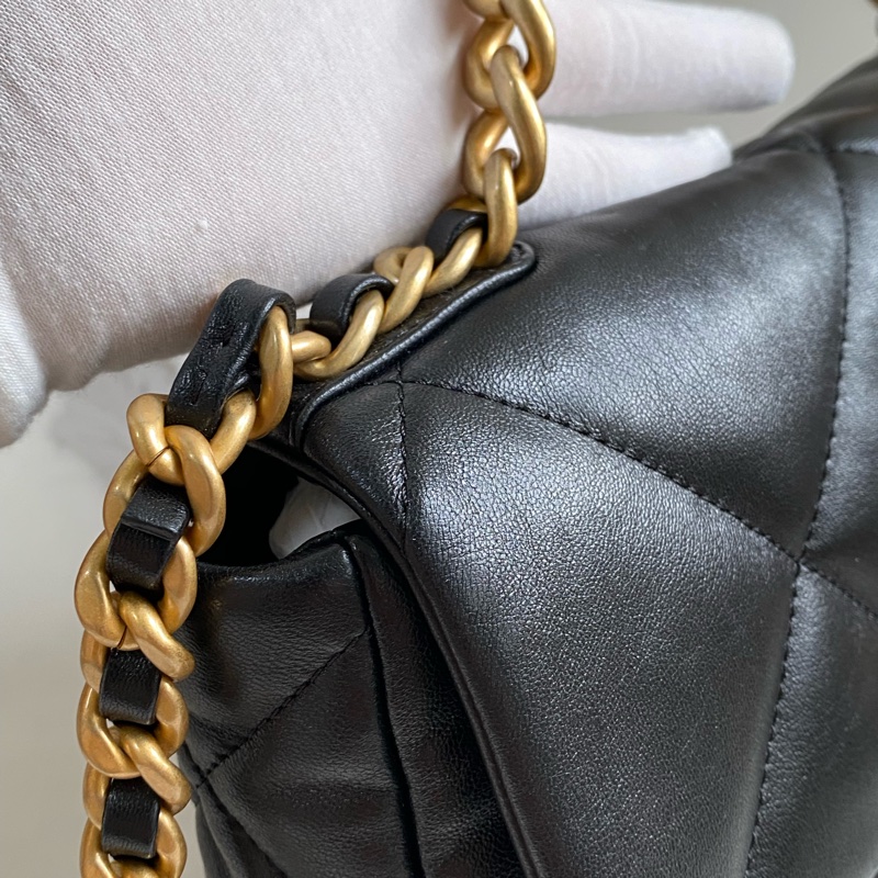 CHANEL 19bag 黑金小號 晶片款 全新品-9