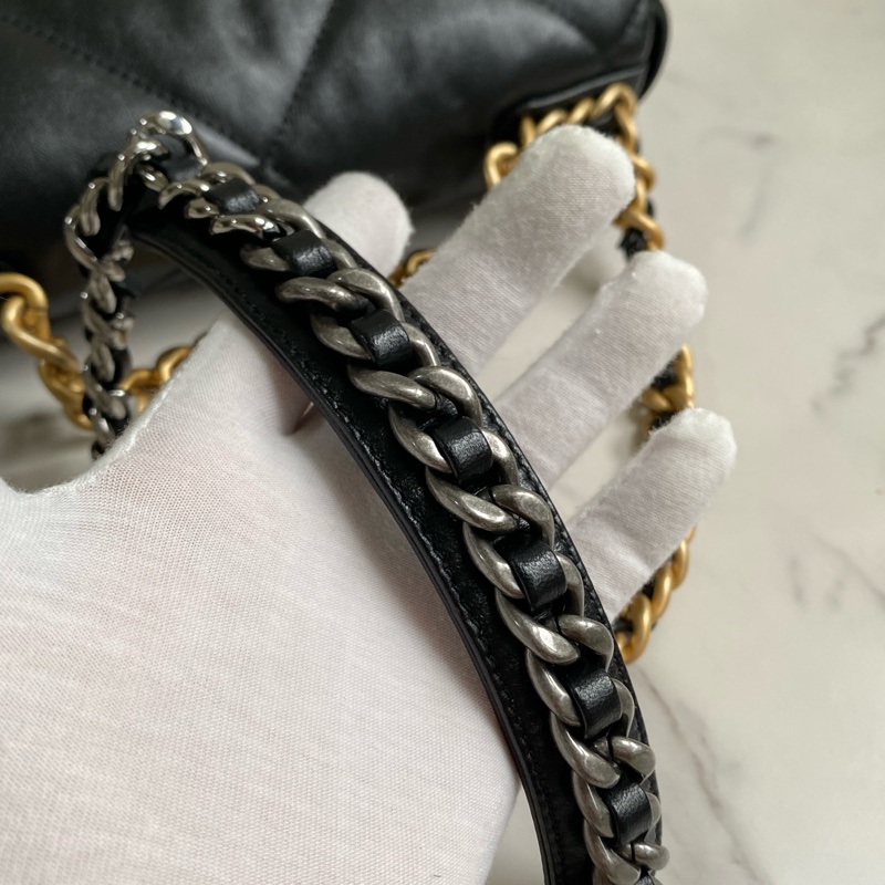 CHANEL 19bag 黑金小號 晶片款 全新品-37