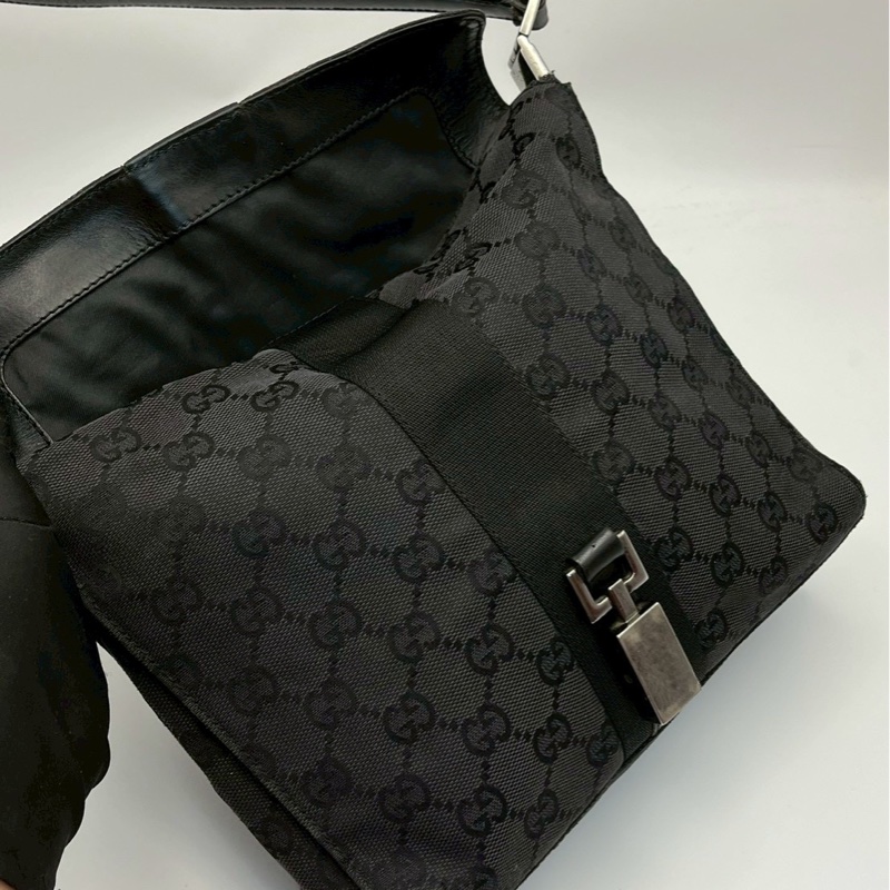 Gucci Jackie 小方包-18