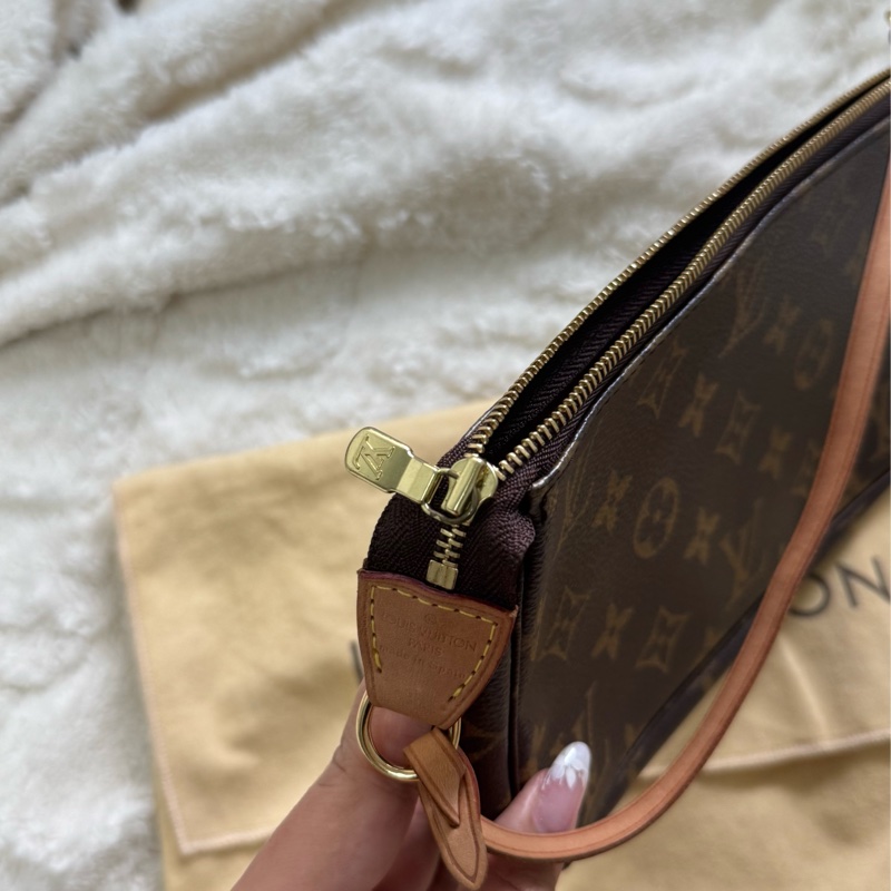 ✨超高CP值✨Lv 中古款麻將包-4