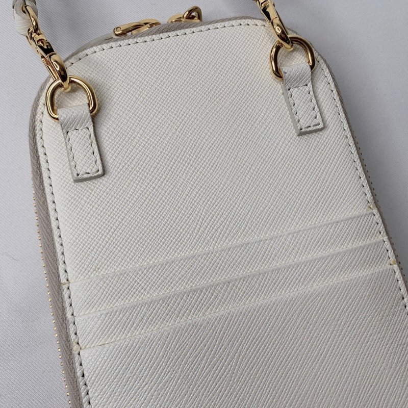 PRADA Saffiano皮革手機包-7