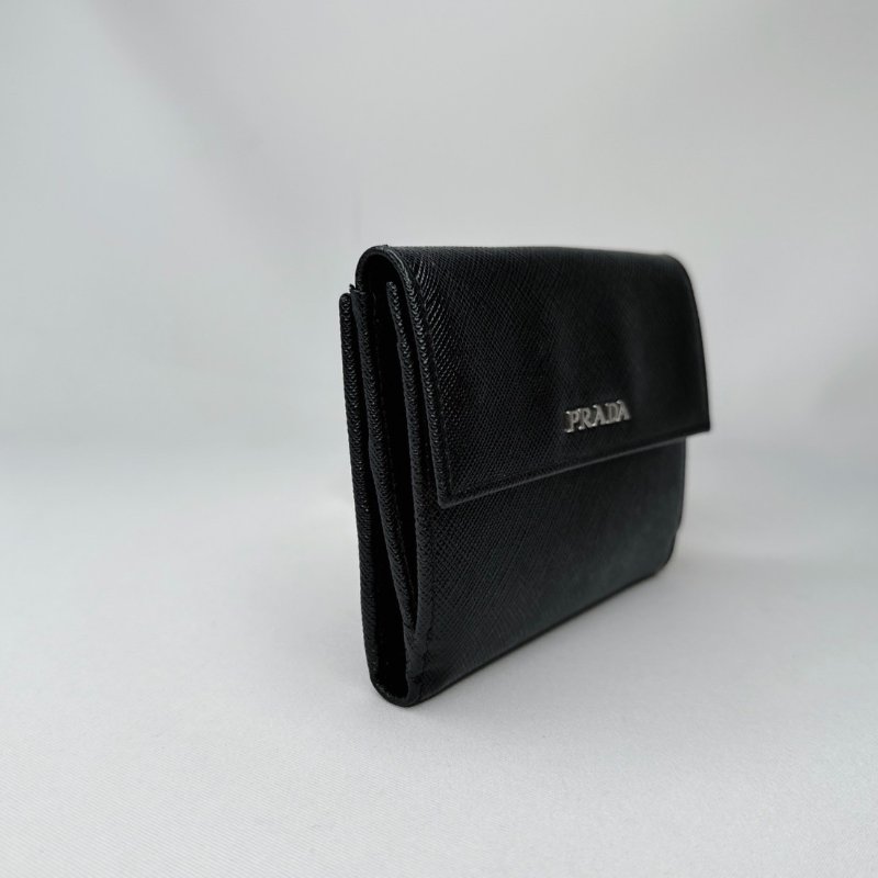 PRADA Saffiano皮革短夾-3