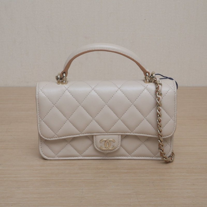 CHANEL CF手提WOC17奶茶色羊皮鐳射標淺金扣肩背包-1