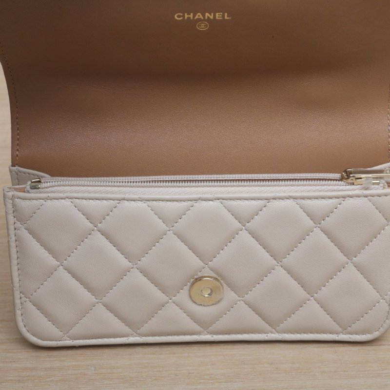 CHANEL CF手提WOC17奶茶色羊皮鐳射標淺金扣肩背包-3