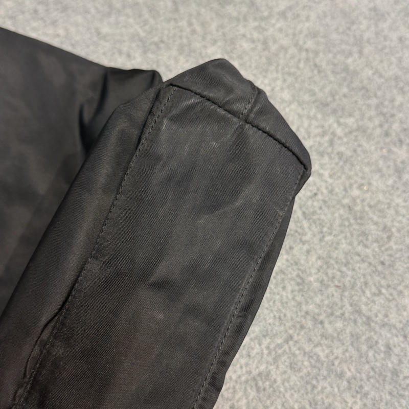 Prada尼龍肩背包-24