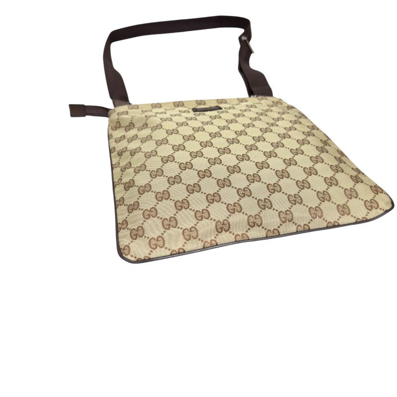 GUCCI GG 斜背包-9