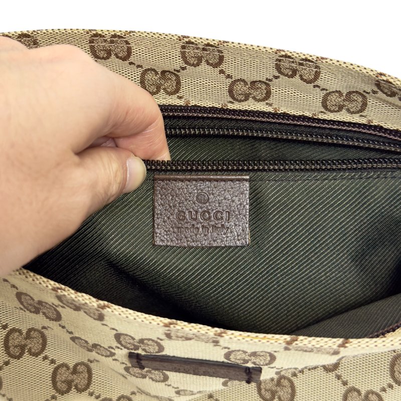 GUCCI GG 斜背包-16