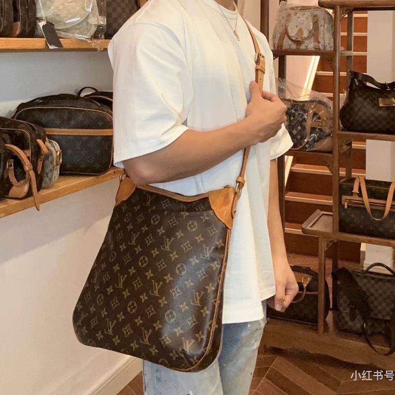 💗香緹國際精品💗 LV Odeon牛角肩背包-0