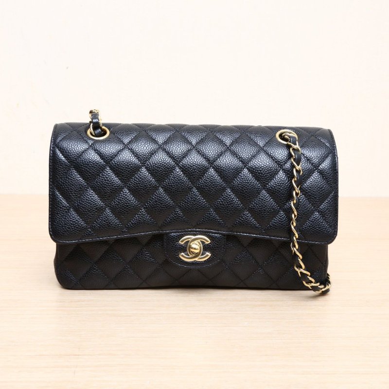 CHANEL CF口蓋包中號25.5黑色荔枝牛皮28開金扣菱格紋肩背包-1