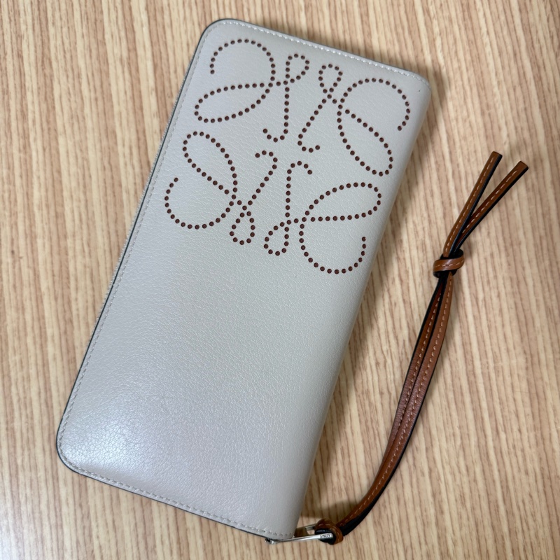 LOEWE Anagram 拉鍊長夾-6