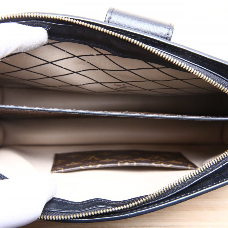 LOUIS VUITTON TrunkClutch軟盒子包拼色PVC晶片肩背包-3