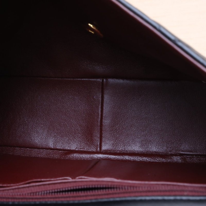 CHANEL 中古黑金羊方胖子20黑色羊皮4開金扣肩背包-3