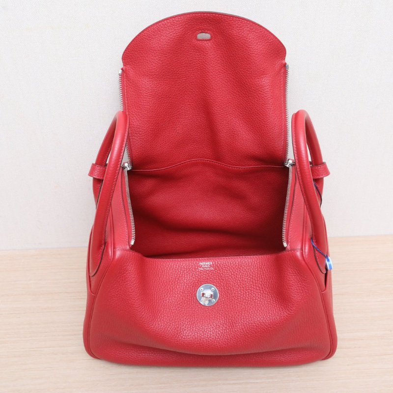 HERMES Lindy3054中國紅TC皮X刻銀扣肩背包-2