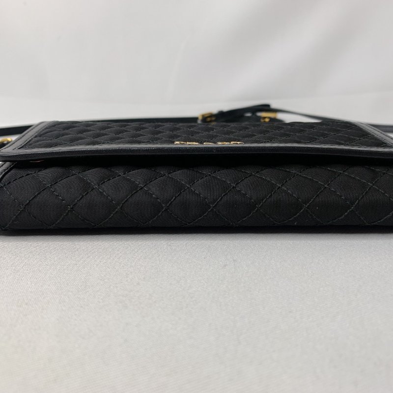 PRADA 尼龍菱格紋WOC-10