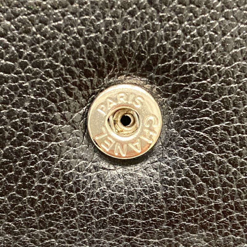 CHANEL 香奈兒 COCO 山茶花 WOC 皮革銀鍊 側背包 黑色-15