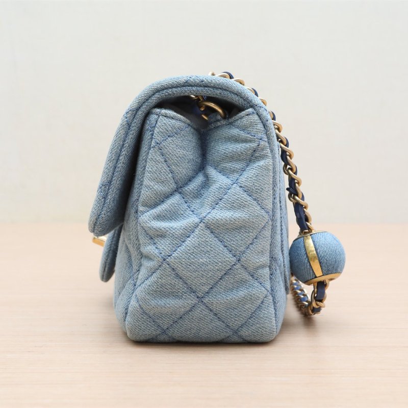 CHANEL 22CCF口蓋包方胖子17牛仔藍牛仔晶片開金扣金球調節扣肩帶肩背包-4