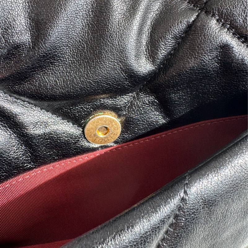 Chanel黑色菱格19金釦26-8