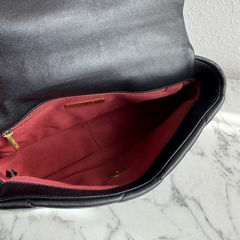 Chanel黑色菱格19金釦26-30