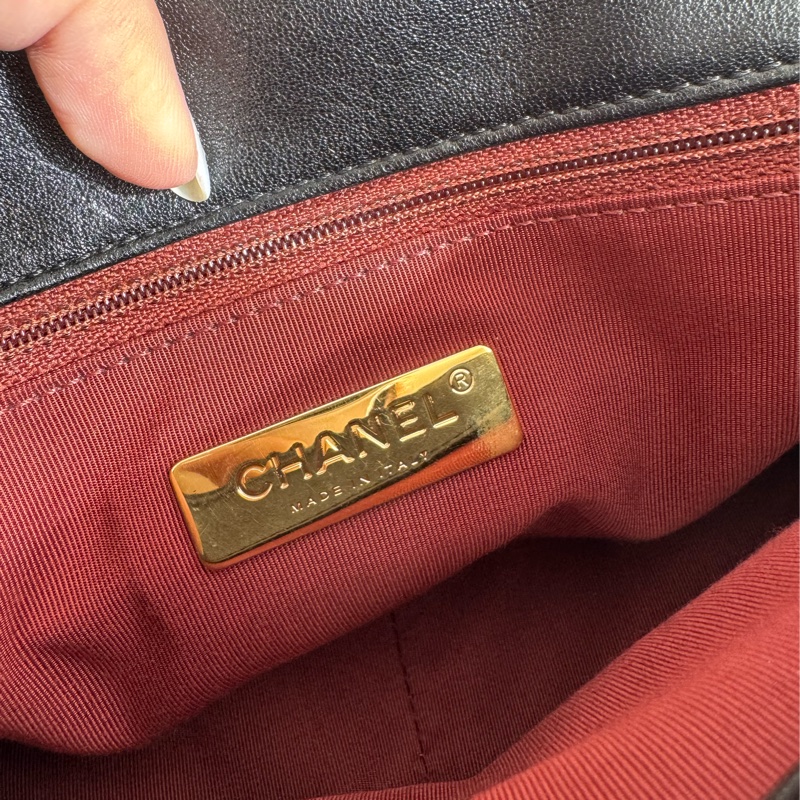 Chanel黑色菱格19金釦26-37