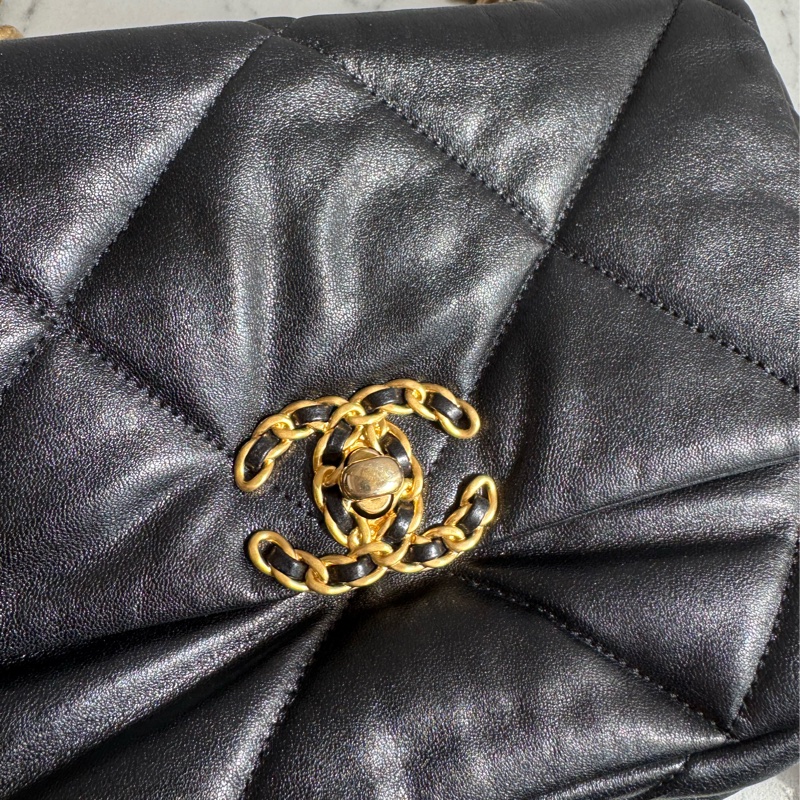 Chanel黑色菱格19金釦26-46