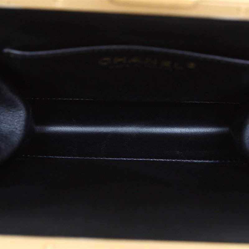 CHANEL 黑色漆皮晶片開金扣23K黑金晚宴包蛙口包夾子包肩背包-3