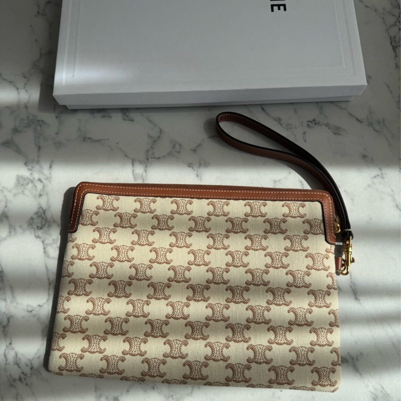 Celine白/咖老花手拿包-8