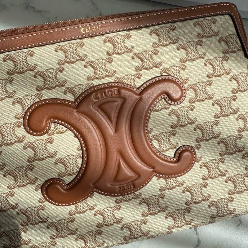 Celine白/咖老花手拿包-11