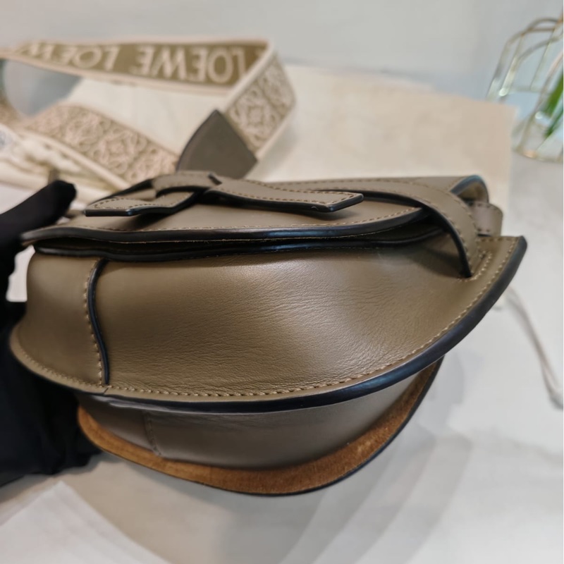 Loewe mini gate green-8