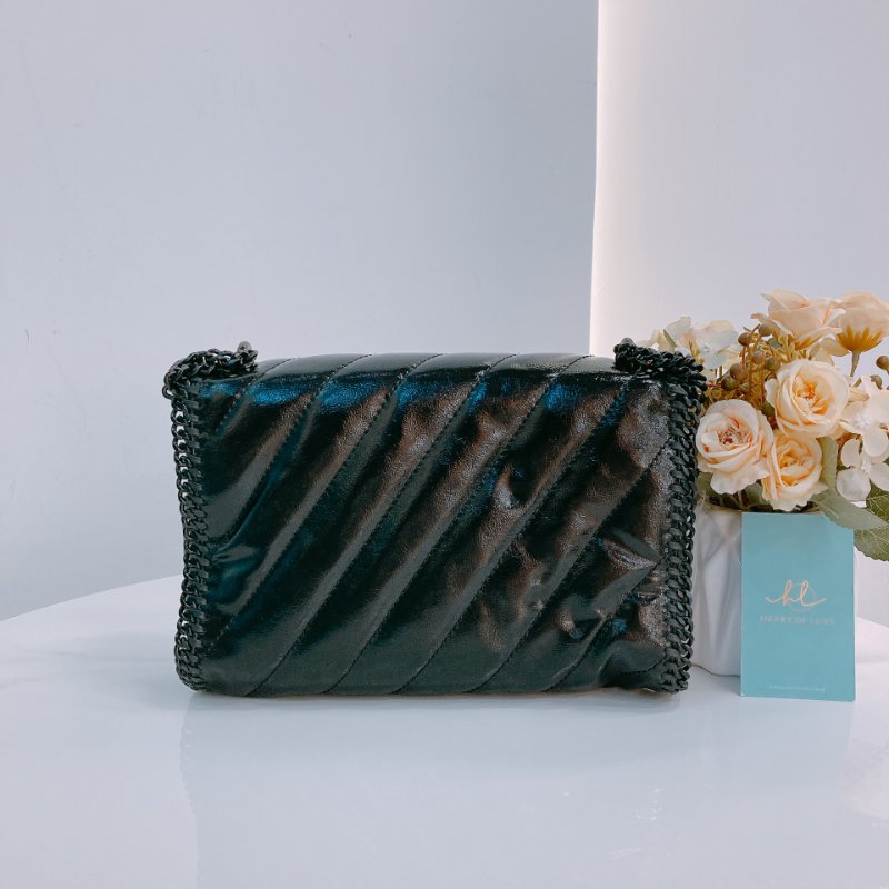 MS0360 Stella McCartney 史黛拉 麥卡尼 鏈條 Y2K 斜背 腋下 全黑 Falabella Envelope Crossbody Black x So Black Recycled Materials-1