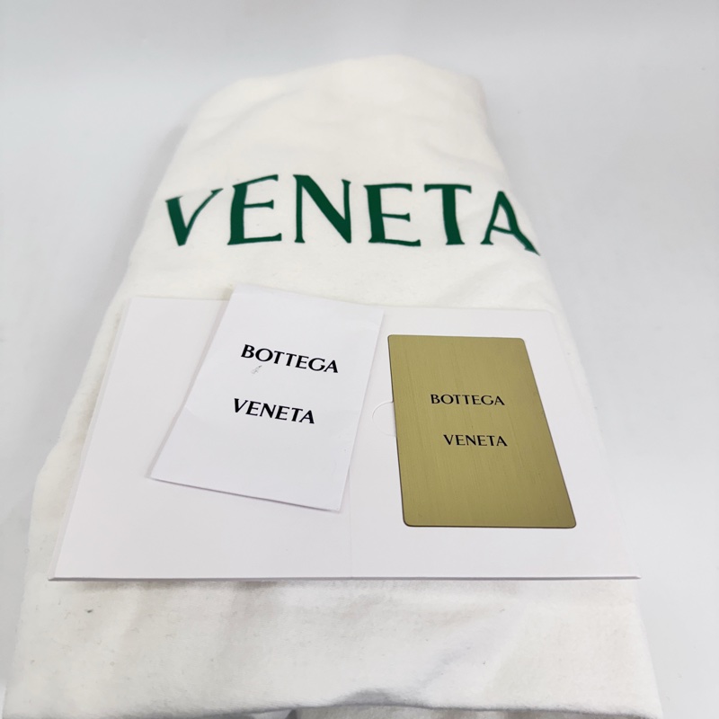 BV Small Jodie 灰羊皮編織包-11