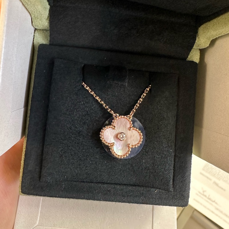 VCA梵克雅寶2025聖誕限量幸運草項鍊,全新未使用-1