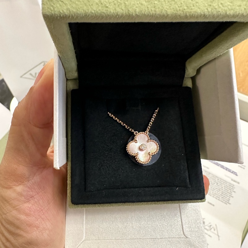 VCA梵克雅寶2025聖誕限量幸運草項鍊,全新未使用-6