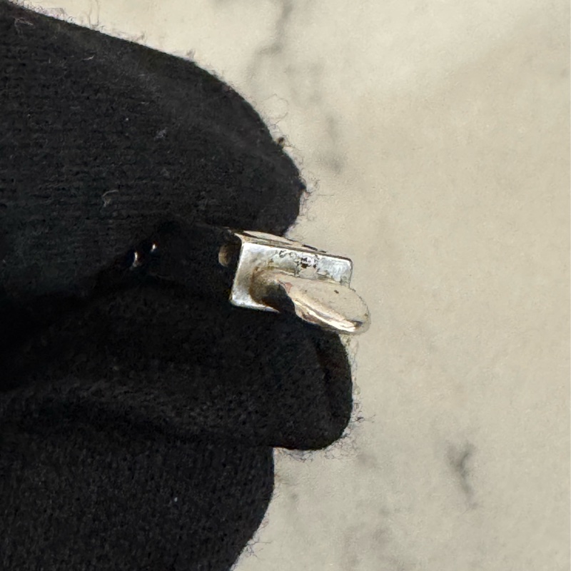 chanel黑色鑲鑽銀錶帶首映表-23