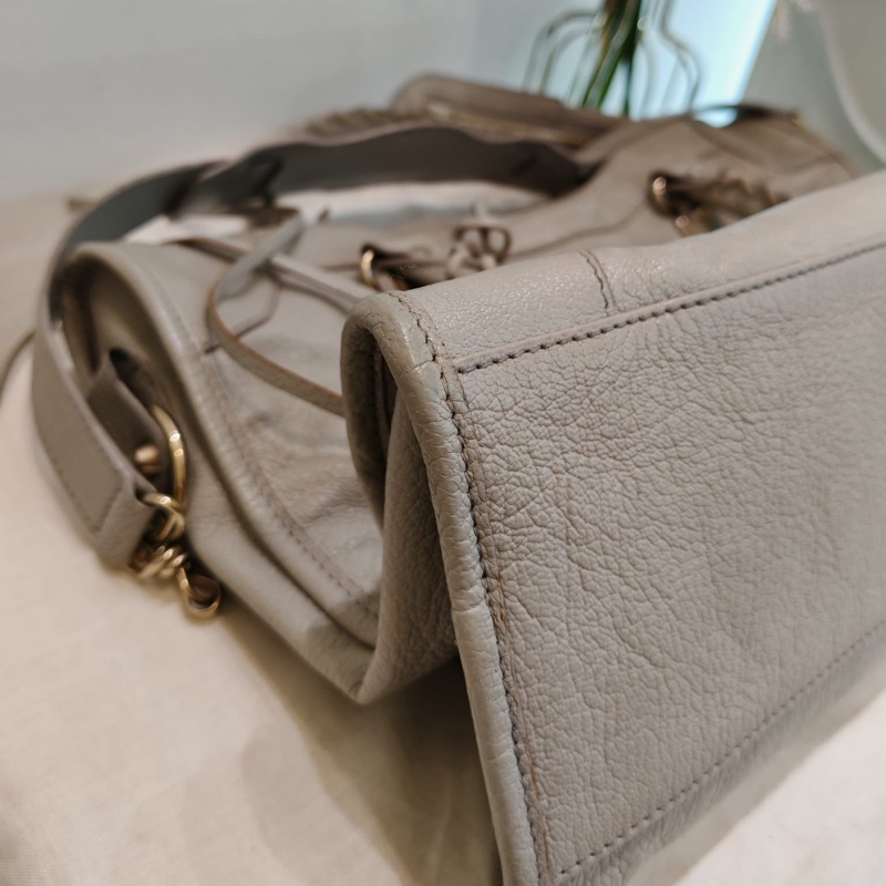 Balenciaga medium city bag 淺灰色-5