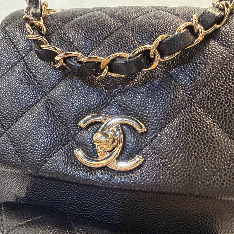 Chanel 黑荔枝皮金釦Duma手提後背包AS4398-2