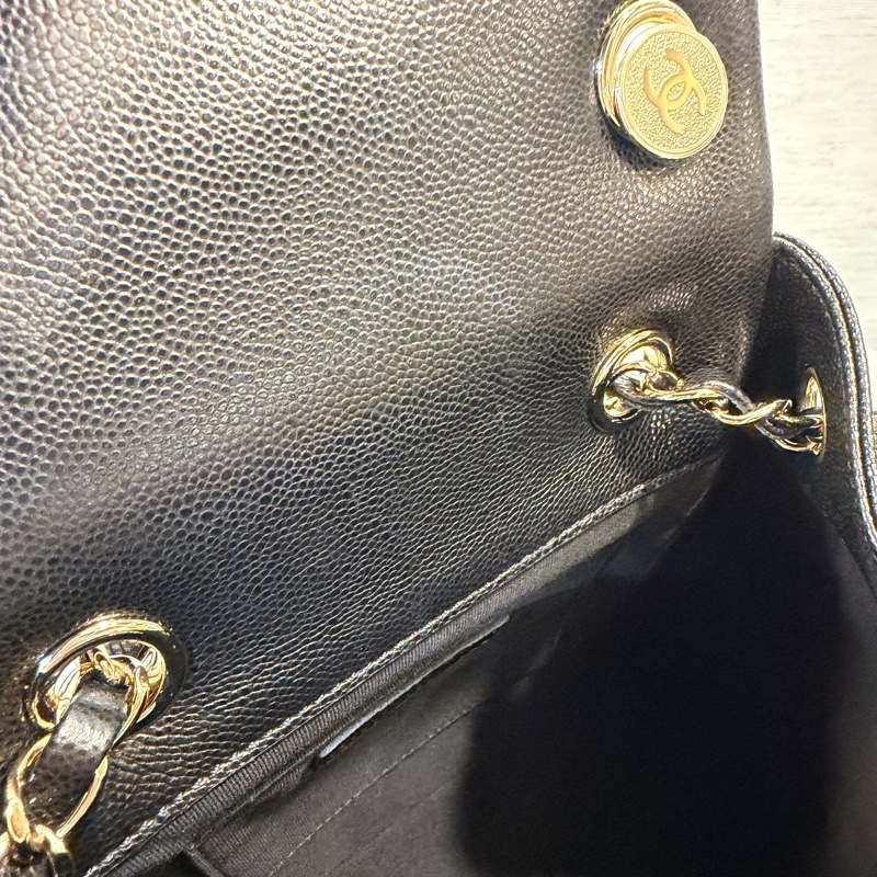 Chanel 黑荔枝皮金釦Duma手提後背包AS4398-15