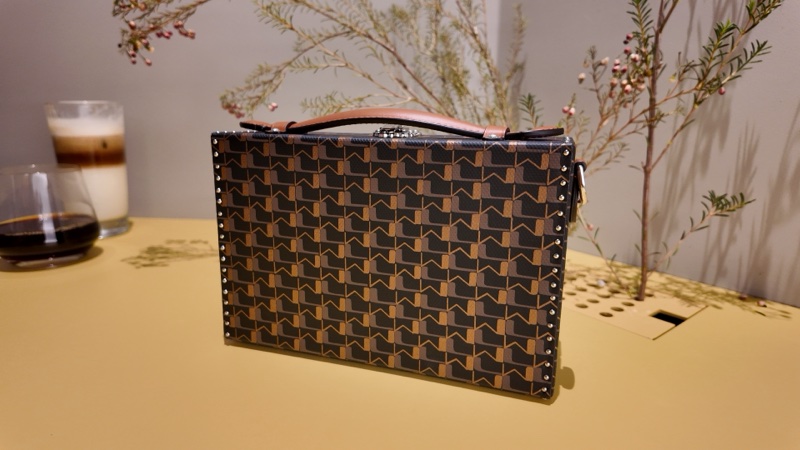 Moynat Little Suitcase Tolie 1920 碳黑與古銅箱包-1