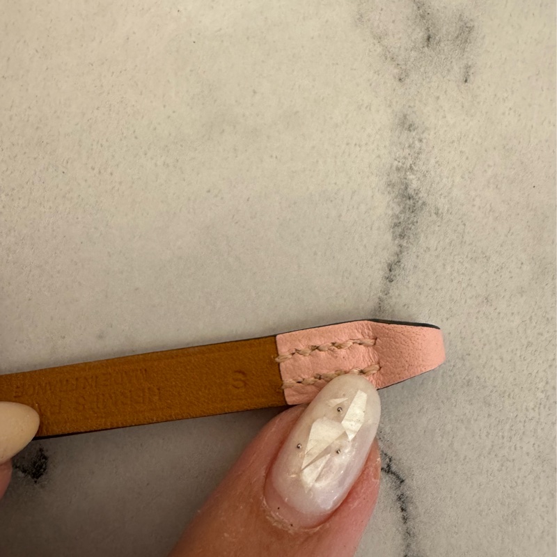 Hermes粉色銀釦皮革手環S號-12