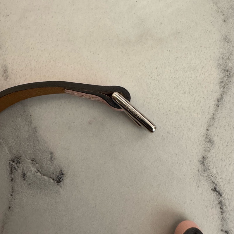 Hermes粉色銀釦皮革手環S號-16