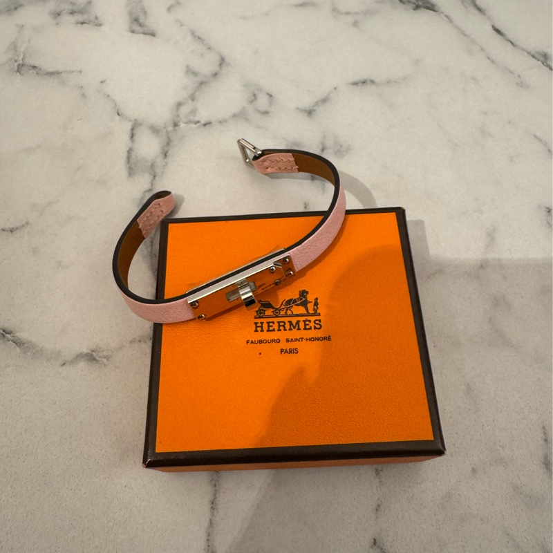 Hermes粉色銀釦皮革手環S號-0
