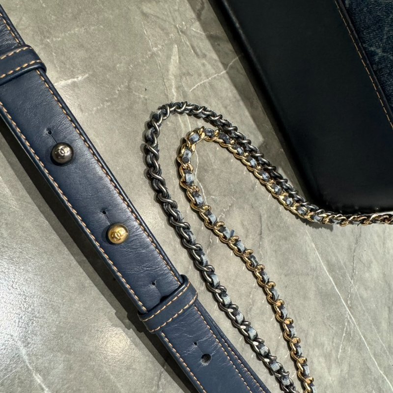*SHIHNA名牌精品*Chanel 牛仔中號流浪肩背/斜背鏈條包 (25開)-4