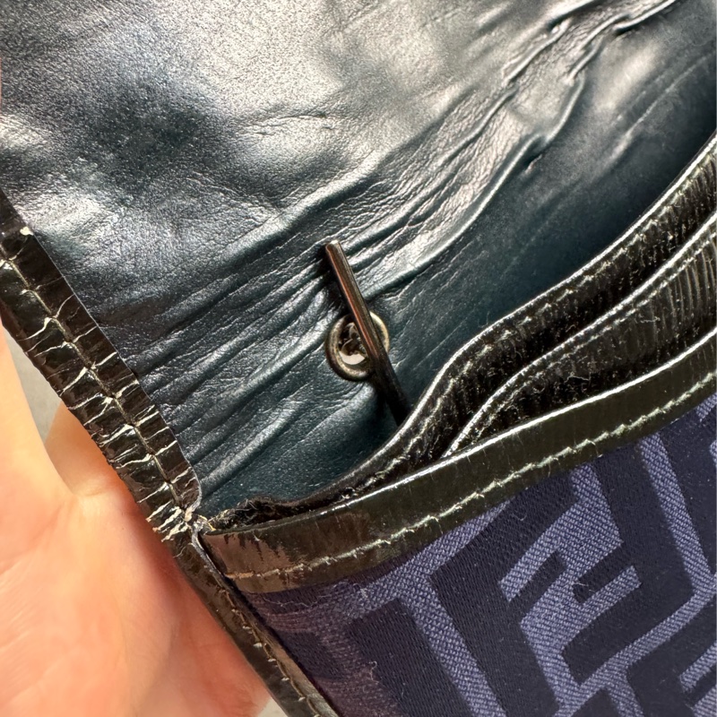 Fendi Zucchino 藍色帆布拼真皮手拿包 斜背包-19