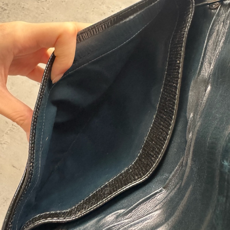 Fendi Zucchino 藍色帆布拼真皮手拿包 斜背包-21