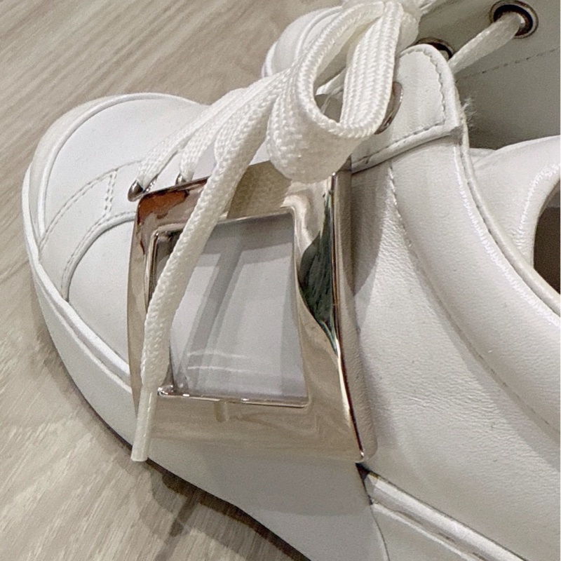 RV白色方釦休閒鞋 37.5號 何超蓮同款-4