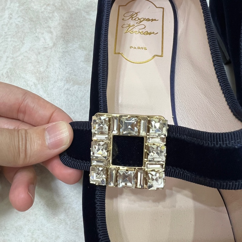 Roger vivier 藍色絨布鑽釦娃娃平底鞋-7