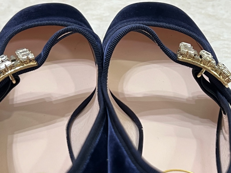 Roger vivier 藍色絨布鑽釦娃娃平底鞋-11