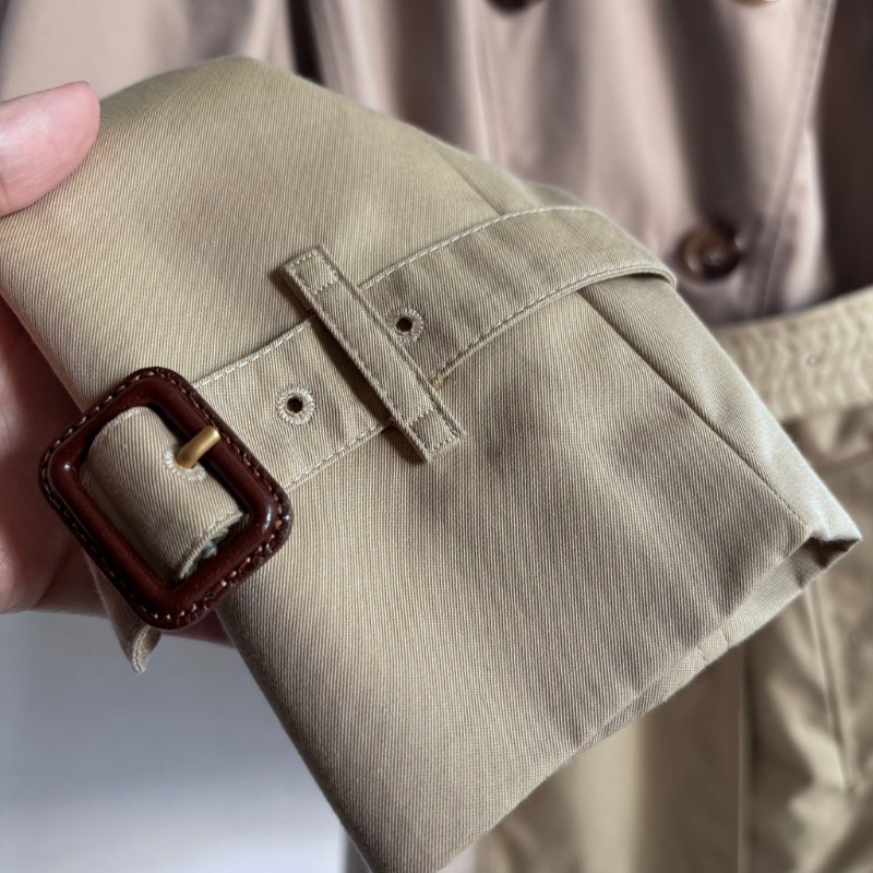 欲購買 看內文:) ::BURBERRY:: Chelsea Heritage 卡其色經典風衣外套 UK6號-5