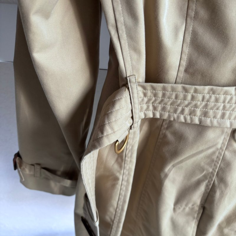 欲購買 看內文:) ::BURBERRY:: Chelsea Heritage 卡其色經典風衣外套 UK6號-13